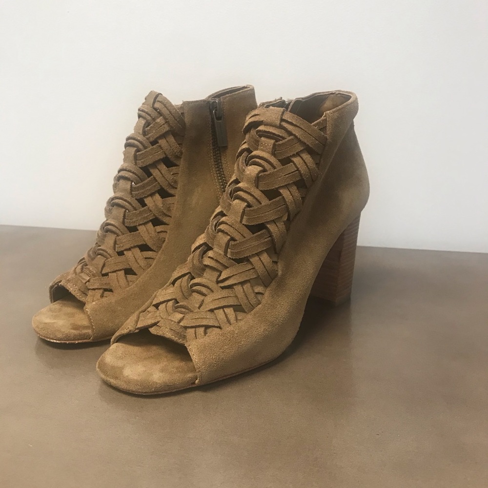 Michael Kors heels size 6 1/2